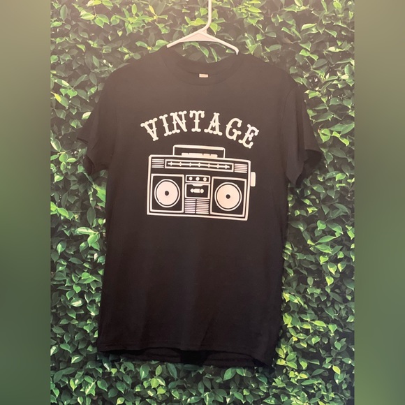 SALE NEW  Vintage Boombox TShirt 90s 80s Unisex Graphic Tee - Picture 3 of 8